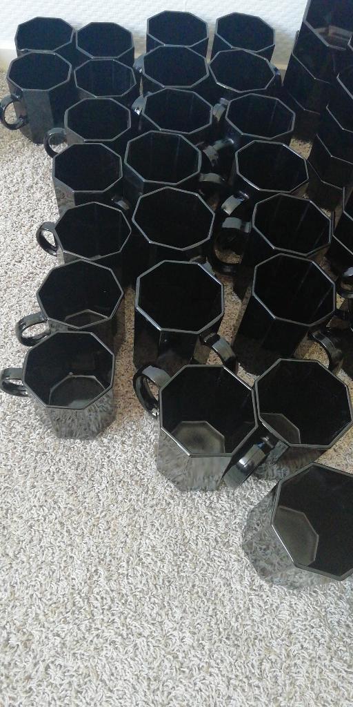 8-kantig servies. in 1x of los, Huis en Inrichting, Keuken | Servies, Overige typen, Effen, Glas, Ophalen