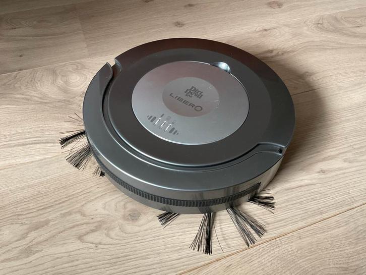 Dirt Devil Libero M606 robotstofzuiger + 19V-oplaadadapter, Witgoed en Apparatuur, Stofzuigers, Gebruikt, Robotstofzuiger, Minder dan 1200 watt