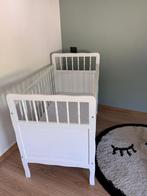 Retro kinderbedje., Kinderen en Baby's, Kinderkamer | Bedden, Ophalen, Zo goed als nieuw, Minder dan 140 cm, Matras