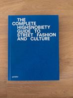 Highsnobiety Guide Street Fashion - Tafelboek, Ophalen of Verzenden, Zo goed als nieuw, Mode algemeen
