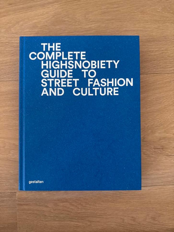 Highsnobiety Guide Street Fashion - Tafelboek, Boeken, Mode, Zo goed als nieuw, Mode algemeen, Ophalen of Verzenden