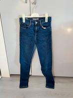 Levi’s spijkerbroek donkerblauw, maat 27, lengtemaat 30, Gedragen, Blauw, Ophalen of Verzenden, W27 (confectie 34) of kleiner