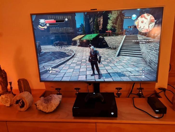 Xbox One - Moet weg, Spelcomputers en Games, Spelcomputers | Xbox One, Gebruikt, Xbox One, 500 GB, Met 1 controller, Ophalen of Verzenden
