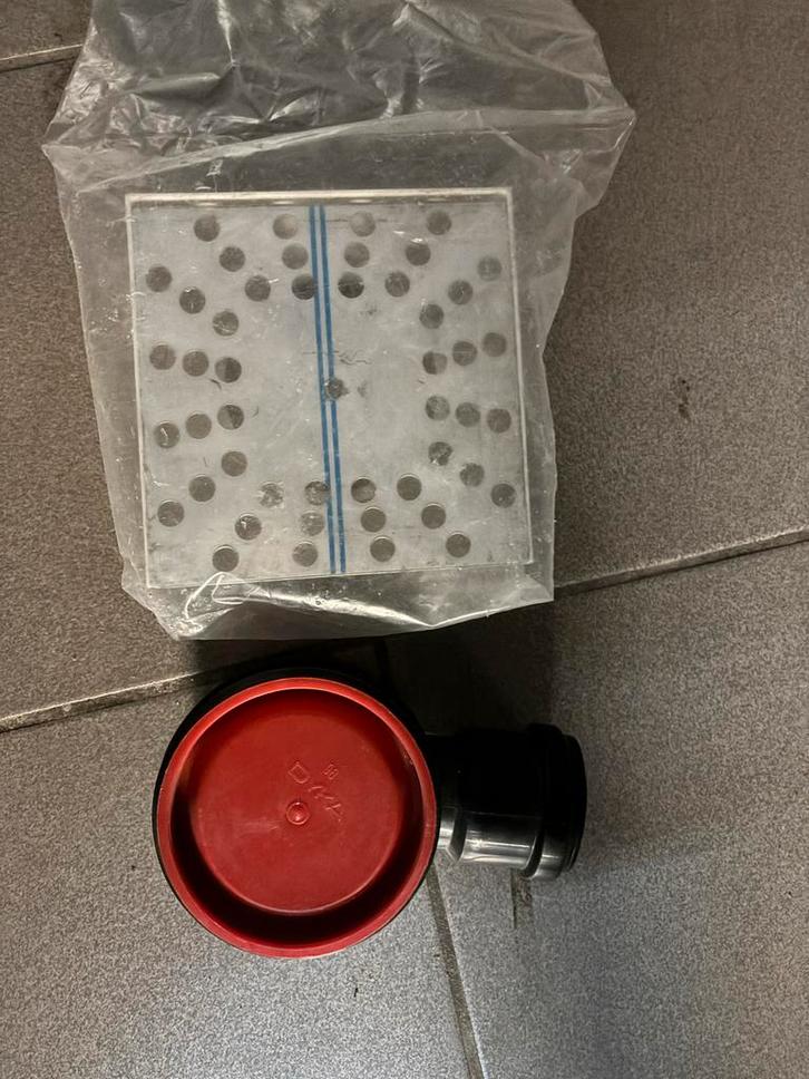 Dyka Afvoerput 15x15 cm, Doe-het-zelf en Verbouw, Buizen en Afvoer, Nieuw, Afvoer, Pvc, Minder dan 2 meter, 80 mm of meer, Ophalen