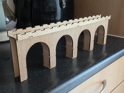Boogbrug zeer gedetailleerd schaal N, Hobby en Vrije tijd, Modeltreinen | N-Spoor, Nieuw, Brug, Tunnel of Gebouw, Gelijkstroom of Wisselstroom