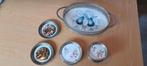Onderzetters , fruitschaal en 2 wandbordjes, Antiek en Kunst, Ophalen