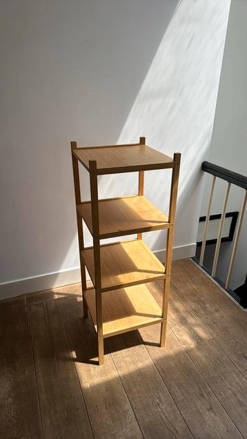 Shelves / Stellingkasten pick up today (Oud West) beschikbaar voor biedingen