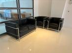 Le Corbusier geïnspireerde set (replica), Huis en Inrichting, Fauteuils, Ophalen of Verzenden, Gebruikt, 75 tot 100 cm, Leer