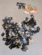 ca 450 pins met de nederlandse voetbal leeuw, lees verder, Ophalen of Verzenden, Zo goed als nieuw, Overige onderwerpen, Speldje of Pin