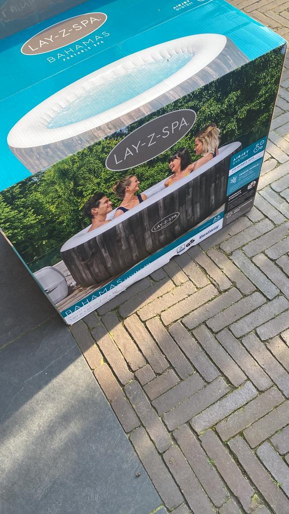 Zeer nette opblaasbare jaccuzi Lay-z-spa Bahamas, Tuin en Terras, Bubbelbaden en Hottubs, Zo goed als nieuw, Ophalen of Verzenden