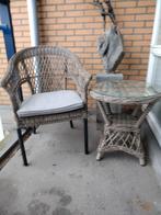 Balkonset: Stoel en tafeltje voor tuin of balkon, Tuin en Terras, Ophalen, Gebruikt, Wicker