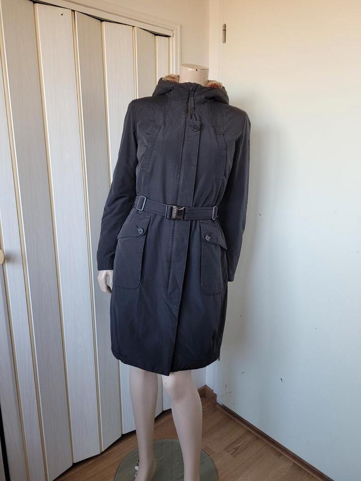 Woolrich jas winter dames zwart maat S/M, Kleding | Dames, Jassen | Winter, Zo goed als nieuw, Maat 38/40 (M), Zwart, Ophalen of Verzenden