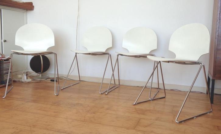 4 Minsker eetkamerstoelen Fritz Hansen Denemarken 1986, Huis en Inrichting, Stoelen, Gebruikt, Vier, Hout, Metaal, Wit, Ophalen