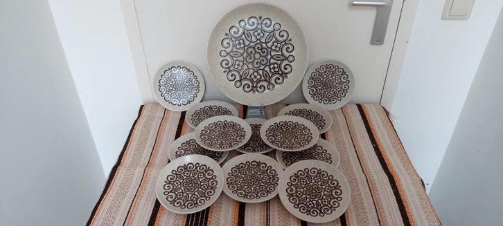 Vintage jaren 70 bruine borden Biltons ironstone england, Huis en Inrichting, Keuken | Servies, Zo goed als nieuw, Bord(en), Overige stijlen