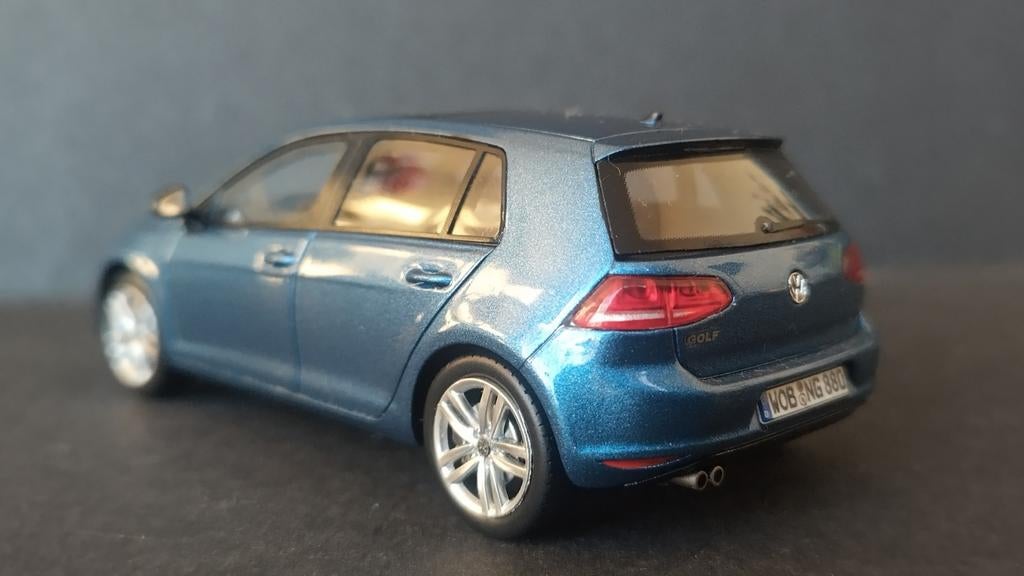 Volkswagen VW Golf mk7 Pacific blue 1:43 Herpa Pol, Overige merken, Auto, Verzenden, Cars@herpa.de