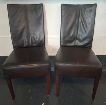 Set van 2 bruine lederen eetkamerstoelen beschikbaar voor biedingen