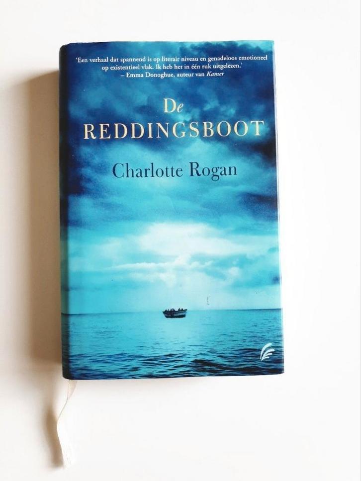 Roman Charlotte Rogan - De reddingsboot (hardcover), Boeken, Romans, Zo goed als nieuw, Nederland, Ophalen of Verzenden