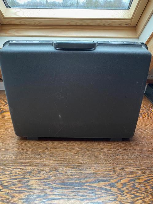 Attaché koffer van het merk Delsey, Sieraden, Tassen en Uiterlijk, Koffers, Gebruikt, Hard kunststof, Minder dan 50 cm, 35 tot 45 cm