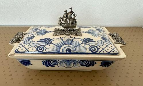 Delfst blauw schaaltje met deksel en zilver bootje, Antiek en Kunst, Antiek | Porselein, Ophalen of Verzenden