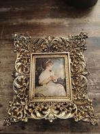 Gouden Fotolijstje met Meisjesafbeelding, Minder dan 50 cm, Gebruikt, Minder dan 50 cm, Verzenden