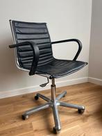 Zwartleder bureaustoel, Ophalen, Zo goed als nieuw, Zwart