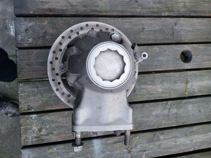 Honda VFR1200F Kardan met remschijf in prima staat, Motoren, Onderdelen | Honda, Gebruikt, Ophalen of Verzenden