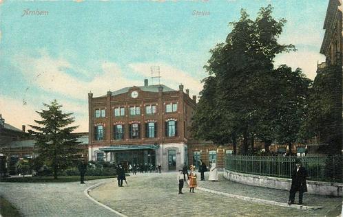 (387-264-017) Arnhem Station, Verzamelen, Ansichtkaarten | Nederland, Gelderland, Verzenden