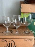 Ouderwetse wijnglazen - kleine glazen, Verzamelen, Glas en Borrelglaasjes, Ophalen of Verzenden, Zo goed als nieuw, Overige typen