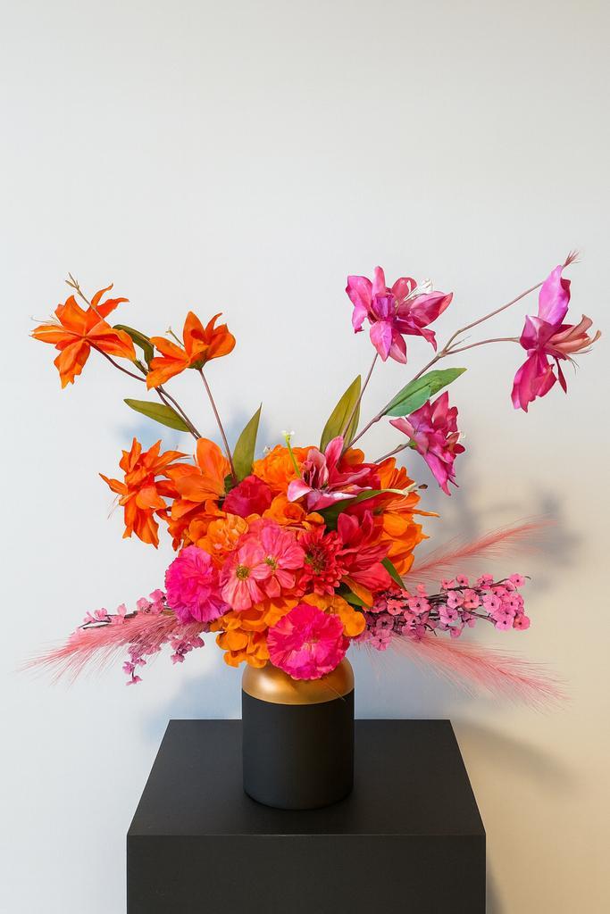 Luxe Kunstboeket (65-80cm) - Direct Klaar!, Huis en Inrichting, Kamerplanten, Overige soorten, Minder dan 100 cm, Bloeiende kamerplant