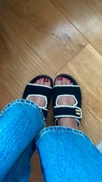 Miu Miu Slippers Maat 38, Kleding | Dames, Schoenen, Ophalen of Verzenden, Zo goed als nieuw, Zwart, Slippers