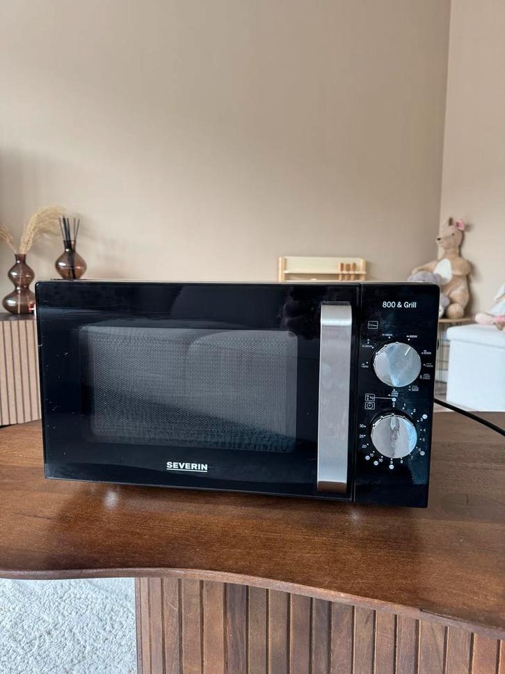 Severin MW7762 Combimagnetron - ZGAN, Witgoed en Apparatuur, Magnetrons, Zo goed als nieuw, Vrijstaand, Combimagnetron, Grill