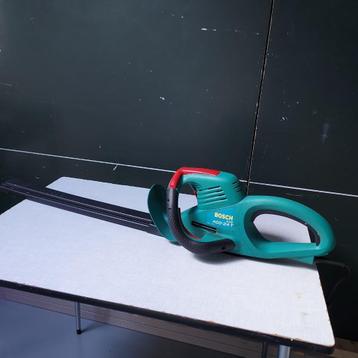 heggenschaar Bosch 400 12T beschikbaar voor biedingen
