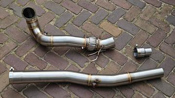 Uitlaat monster downpipe 3.5 INCH golf 7R / S3 8V / CUPRA ZI beschikbaar voor biedingen