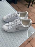Guess Sneakers Wit Maat 39, Kleding | Dames, Ophalen, Zo goed als nieuw, Wit, Sneakers of Gympen