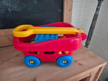 Abrick Blokkenkar met Blokken beschikbaar voor biedingen