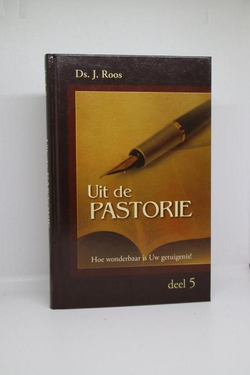 Uit de pastorie 5 - J. Roos, Boeken, Godsdienst en Theologie, Zo goed als nieuw, Ophalen of Verzenden