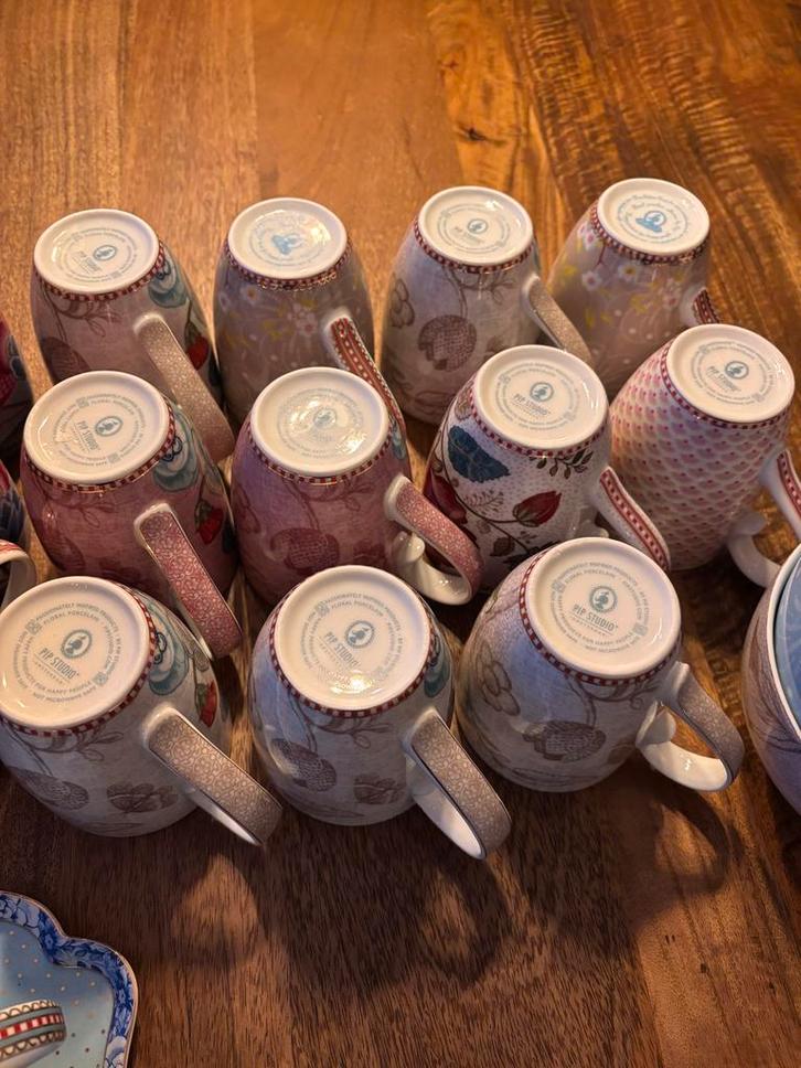 Pip Studio Servies - 35 Delig, Huis en Inrichting, Keuken | Servies, Gebruikt, Compleet servies, Overige stijlen, Porselein, Ophalen