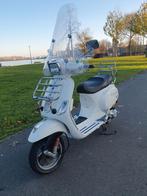 Vespa s, Ophalen of Verzenden, Zo goed als nieuw, Benzine