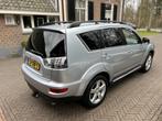 Mitsubishi Outlander 2.0 Edition One Dealeronderhouden, Trek, Auto's, 4 cilinders, Leder en Stof, Origineel Nederlands, Handgeschakeld