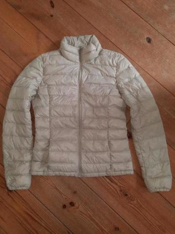 gouden beige jas benetton XS beschikbaar voor biedingen