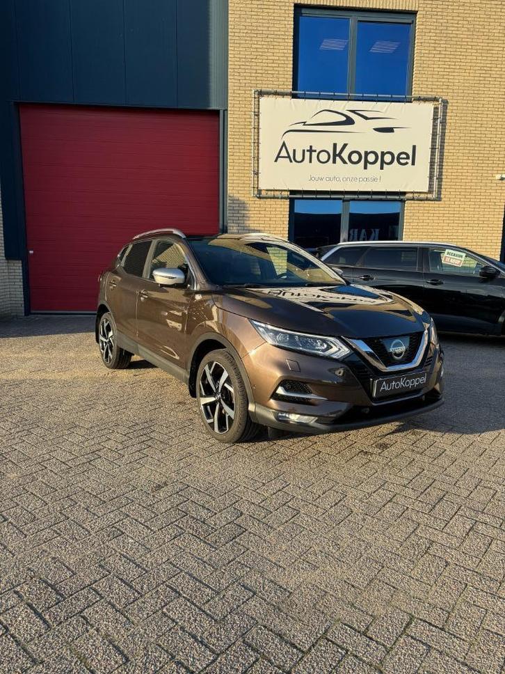 Nissan Qashqai 1.2 Dig-t Tekna+ Plus 2017 Bruin, Auto's, Nissan, Bedrijf, Qashqai, 360° camera, ABS, Achteruitrijcamera, Adaptieve lichten