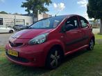 Toyota Aygo 1.0-12V Sport Airco Carplay APK 5 Deurs, Voorwielaandrijving, Gebruikt, 4 stoelen, 68 pk