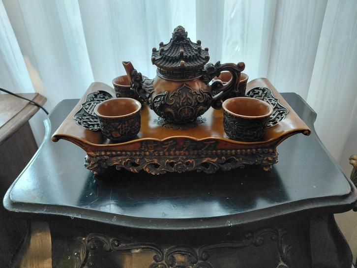 Zeer apart Thais theeservies, Antiek en Kunst, Antiek | Servies compleet, Ophalen of Verzenden