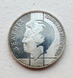 Zilveren 10 gulden herdenkingsmunt, 50 jaar Benelux, Postzegels en Munten, Munten | Nederland, Ophalen of Verzenden, Koningin Beatrix