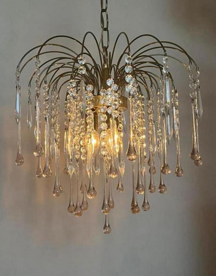 Roze kristallen Teardrop kroonluchter hanglamp brons frame, Huis en Inrichting, Lampen | Kroonluchters, Ophalen of Verzenden