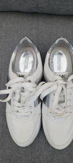 Mooie witte leren sneakers van Michael Kors maat 6/36 zgan, Ophalen, Zo goed als nieuw, Wit, Sneakers of Gympen