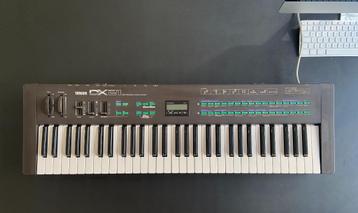 Yamaha DX21 FM synthesizer beschikbaar voor biedingen