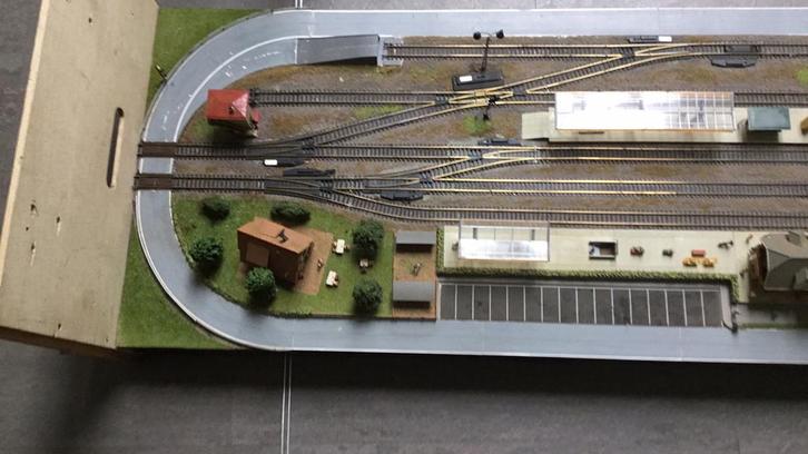 Module gelijkstroom baan 2 maal 120 x60, Hobby en Vrije tijd, Modeltreinen | H0, Gebruikt, Brug, Tunnel of Gebouw, Gelijkstroom