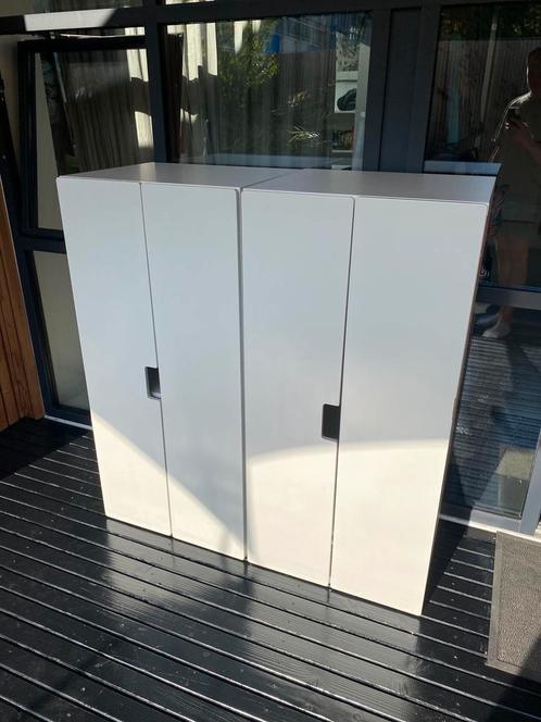 2 IKEA STUVA kasten – Laag model – Tijdloos design, Huis en Inrichting, Kasten | Roldeurkasten en Archiefkasten, Zo goed als nieuw