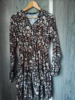 Leuke bloemen jurk maat m.terstal mode, Kleding | Dames, Jurken, Maat 38/40 (M), Beige, Nieuw, Ophalen of Verzenden